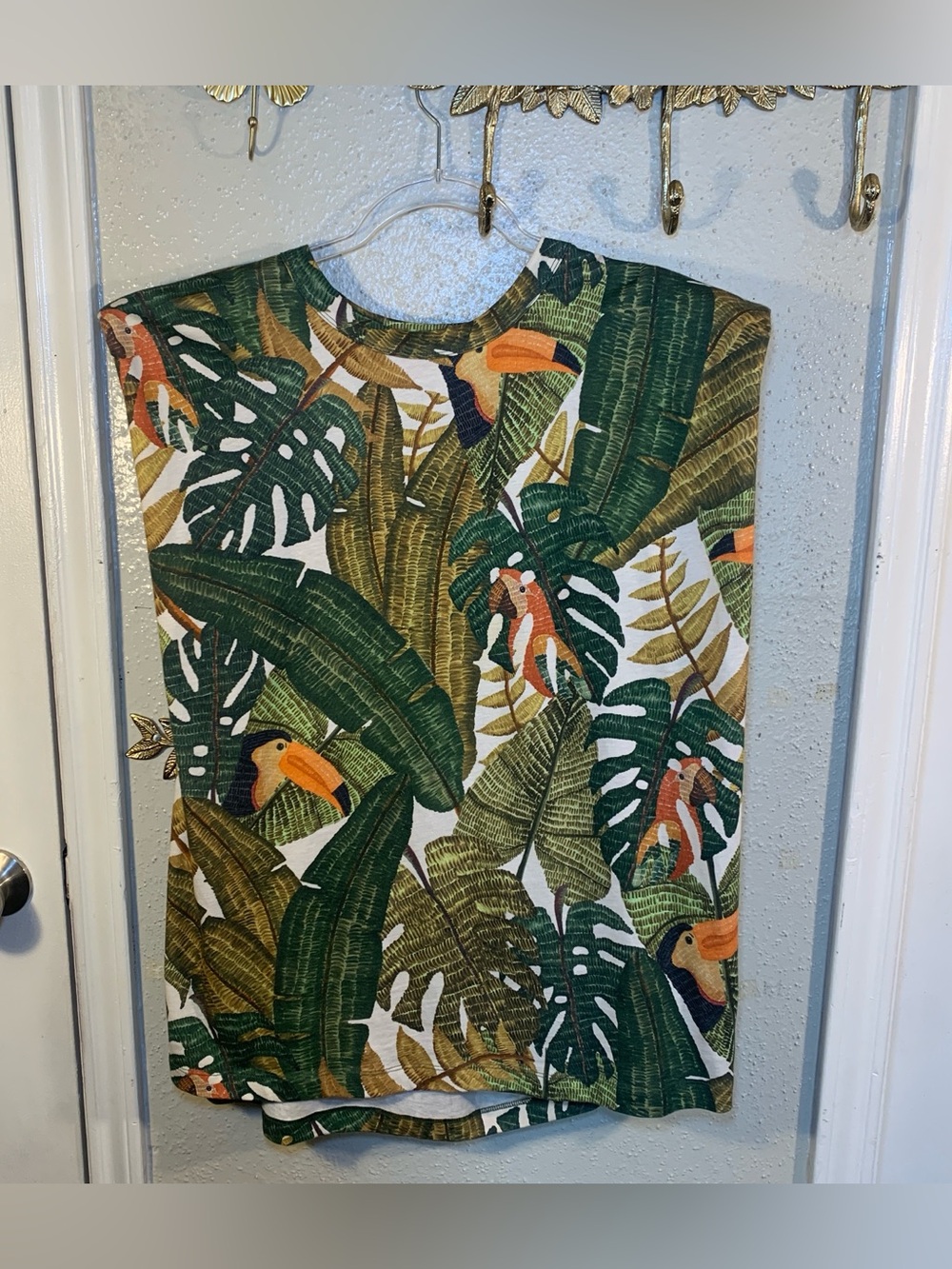 FARM Rio Tropical Toucan Print Short Sleeve Tee - Green, Orange Size XL